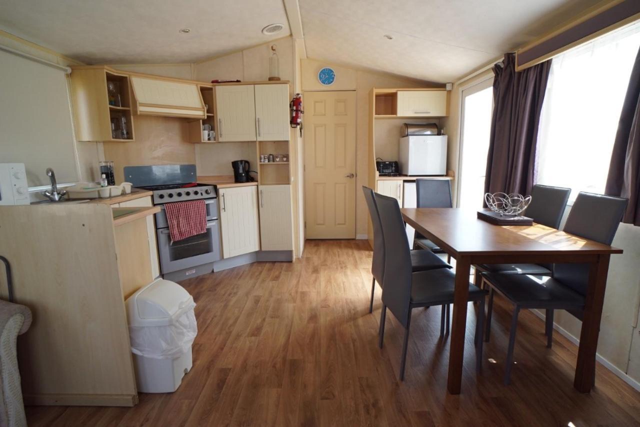 Lyntons 3 Bedroom Caravan Pets Stay Free Linen Included Heacham Exteriör bild
