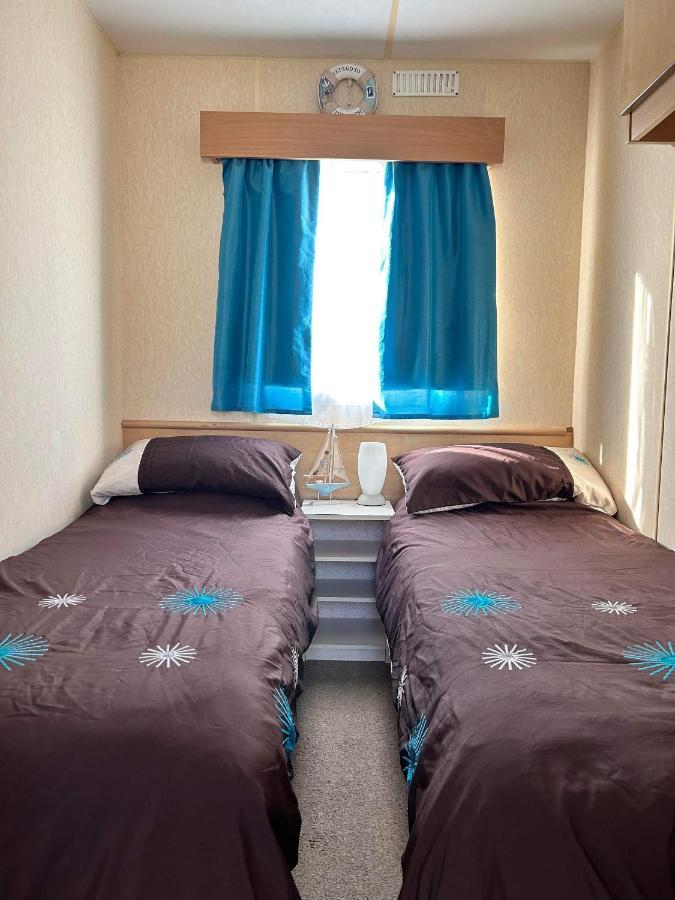 Lyntons 3 Bedroom Caravan Pets Stay Free Linen Included Heacham Exteriör bild